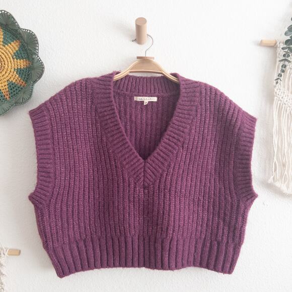 Et Clet Sweaters - Women's V-Neck Sweater Vest - Purple